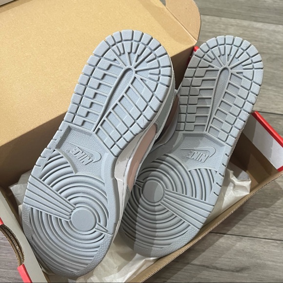 Nike Dunk Low W Pink Oxford - Picture 9 of 9